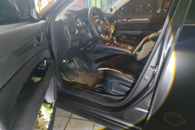 马自达CX-5 2019款 云控版 2.0L 自动两驱智尚型 国V中控内饰20