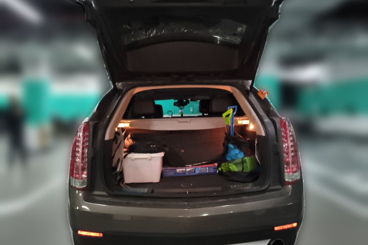 凯迪拉克SRX 2015款 3.0L 精英型中控内饰23