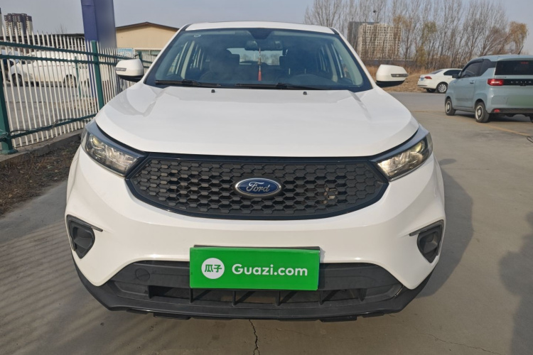 福特 领界 2019款 EcoBoost 145 CVT精领型 国VI车身外观2