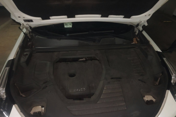 领克01 2018款 2.0T 两驱型+版局部细节24