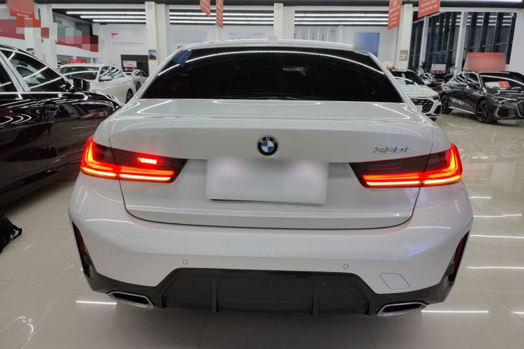 宝马3系 2023款 320Li M运动套装车身外观6004