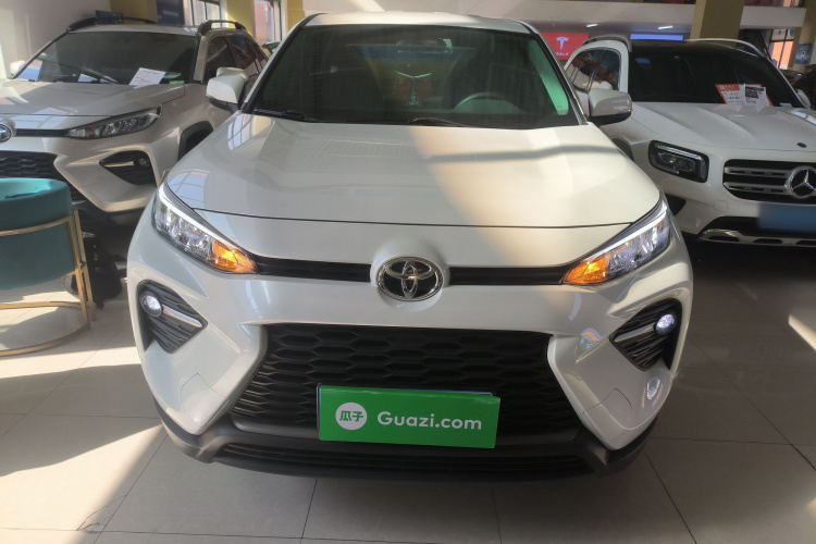 丰田 威兰达 2023款 2.0L CVT两驱领先版车身外观2