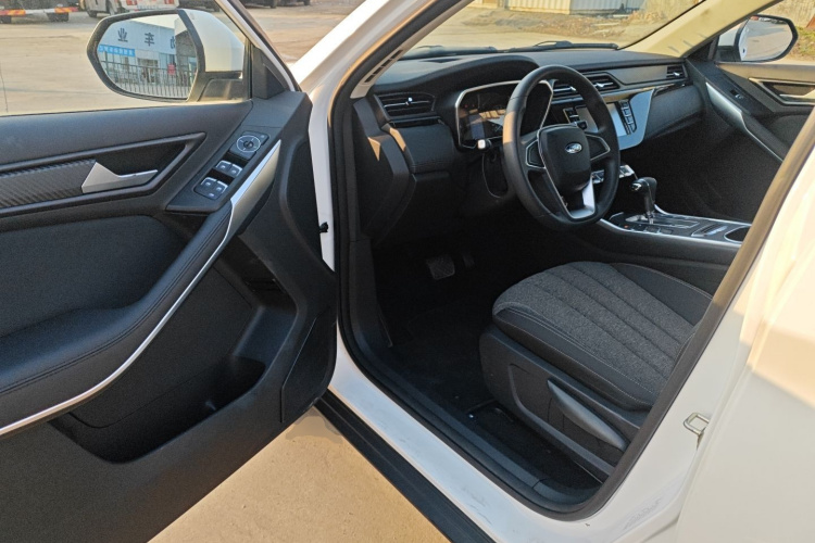 福特 领界 2019款 定制版中控内饰7003