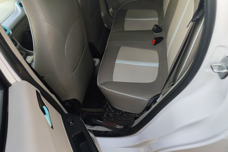 江铃集团新能源 易至EV2 2024款 201km 舒适型中控内饰21