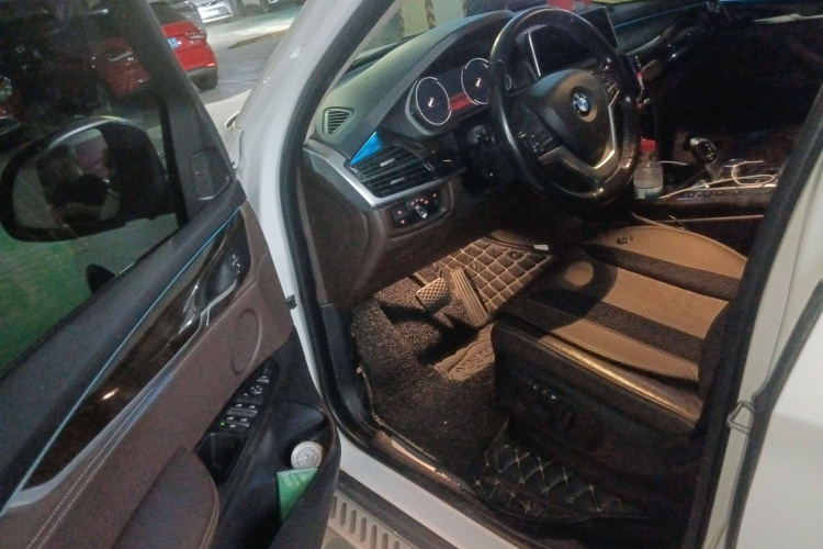 宝马X5(进口) 2018款 xDrive28i中控内饰7003