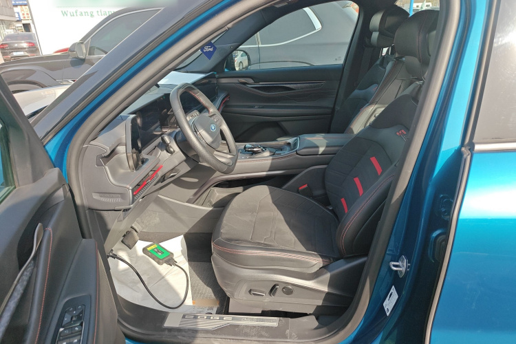 福特 2023款 锐界L 2.0T EcoBoost E混动四驱七座 STLine中控内饰19