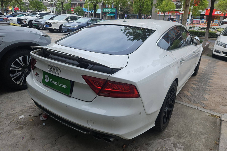 奥迪S7 2013款 4.0 TFSI quattro车身外观6003