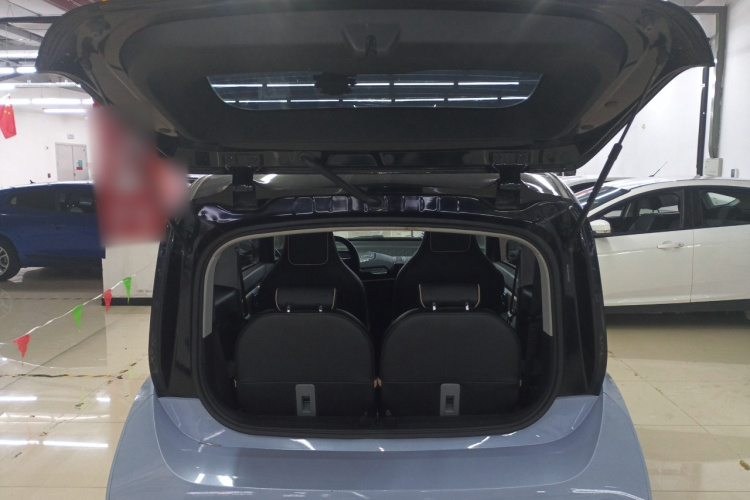 宝骏KiWi EV 2021款 艺术家 三元锂机舱底盘23