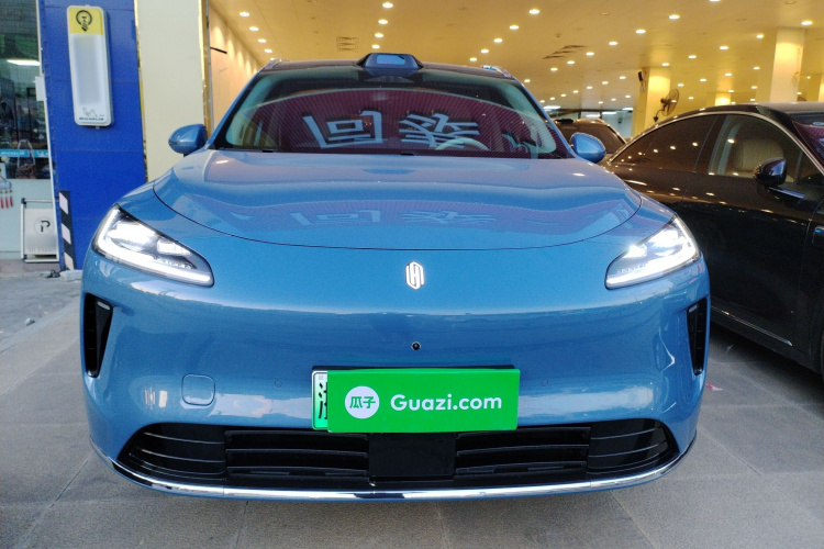 鸿蒙智行 尚界H5 2025款 纯电 Max 长续航车身外观2