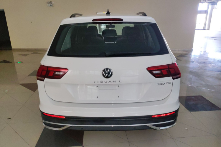 大众 途观L 2022款 330TSI 自动两驱舒享版车身外观6