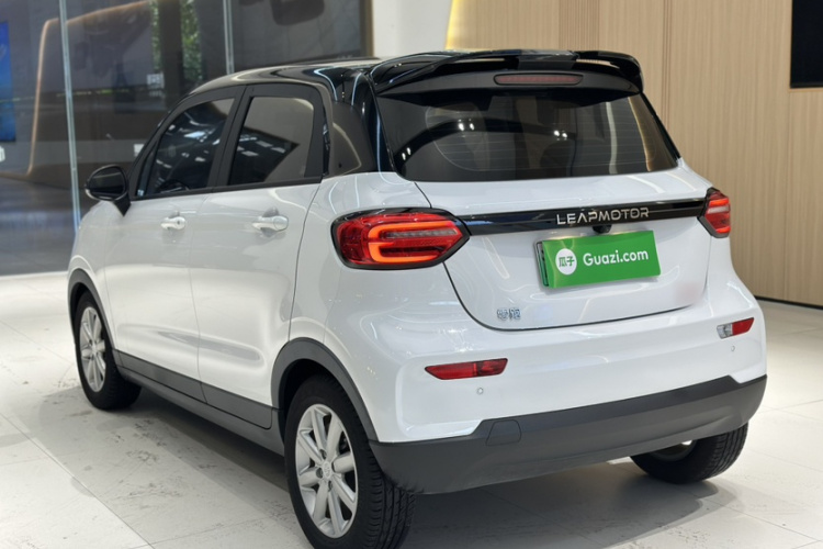 零跑汽车 零跑T03 2022款 炫晶版车身外观6001