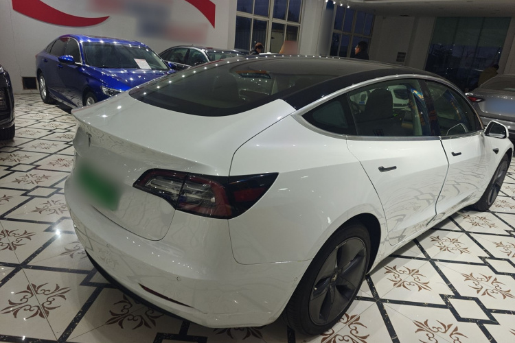特斯拉 Model 3 2020款 改款 标准续航后驱升级版车身外观7