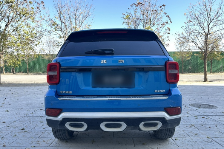 北京BJ30 2021款 1.5T 狼小奔版车身外观6005