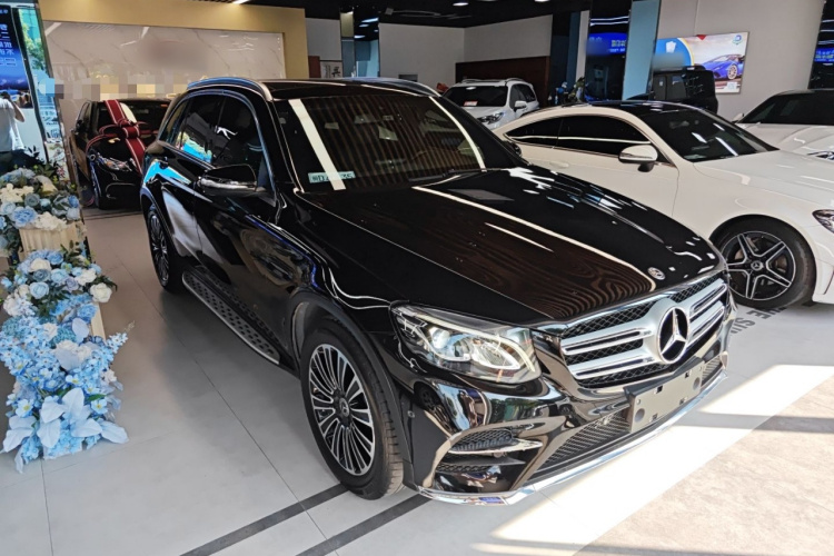 奔驰GLC 2019款 GLC 260 L 4MATIC 动感型车身外观3
