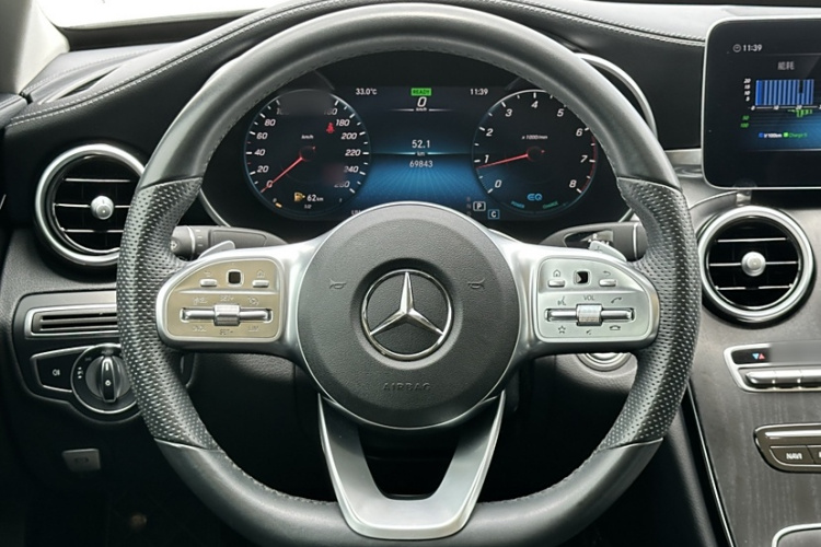 奔驰C级 2021款 C 260 L 运动版中控内饰7002