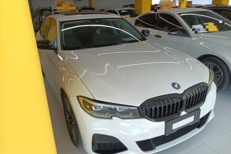 宝马3系 2020款 改款 325i M运动曜夜套装车身外观6002