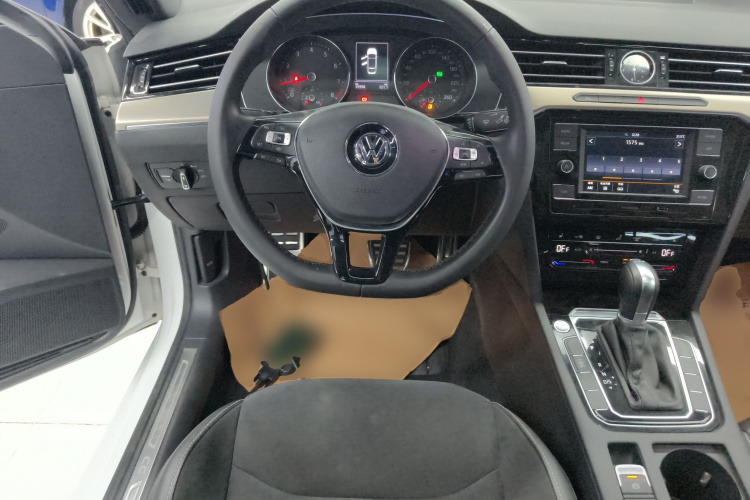 一汽-大众CC 2020款 330TSI 华颜版 国VI局部细节13