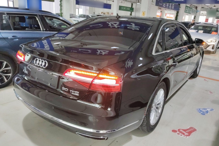 奥迪A8 2016款 A8L 45 TFSI quattro时尚型车身外观6005
