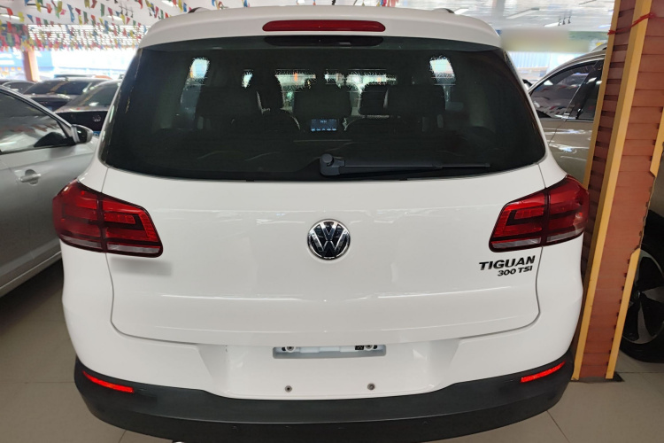 大众 途观 2016款 300TSI 自动两驱舒适版车身外观6004