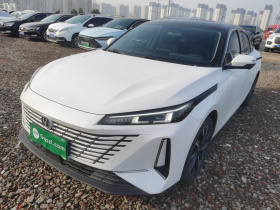 长安 逸动 2024款 1.5T GDI自动 尊贵型