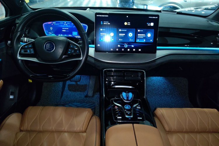 比亚迪 唐新能源 2022款 EV 730KM 尊享型中控内饰12