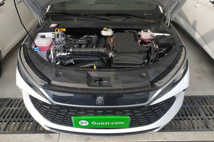 比亚迪 秦L 2024款 DM-i 80KM超越型机舱底盘24