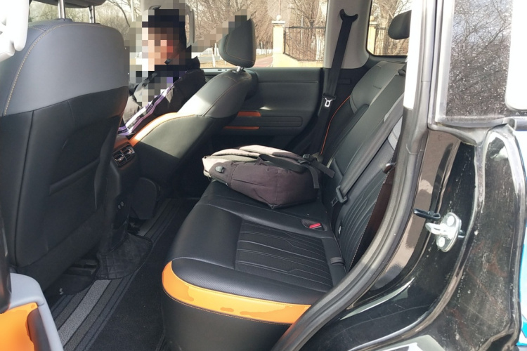 北京越野BJ40增程 2025款 进阶版中控内饰21