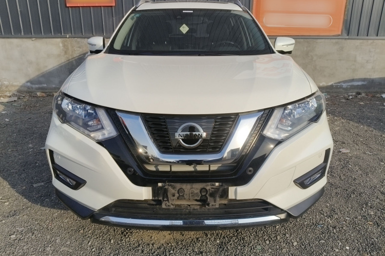 日产 奇骏 2019款 2.5L CVT智联豪华版 4WD车身外观2