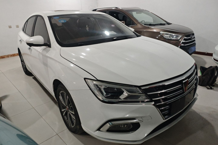 荣威i5 2019款 1.5L 自动4G互联领豪旗舰版车身外观3