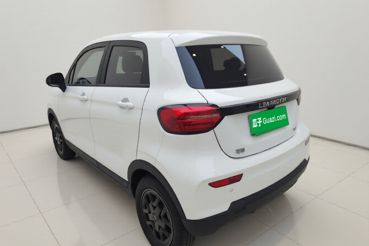 零跑汽车 零跑T03 2025款 310舒享版车身外观5