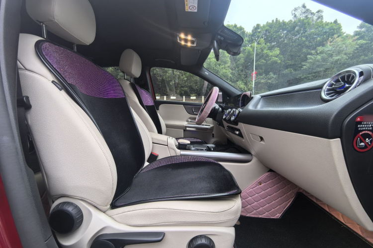 奔驰EQA 2022款 EQA 260中控内饰7008