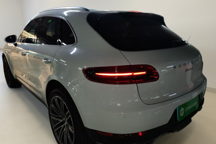 保时捷 2017款  Macan 2.0T车身外观5