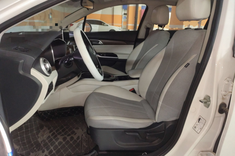 北京汽车 北京EU5 2018款 R500 智风版局部细节19