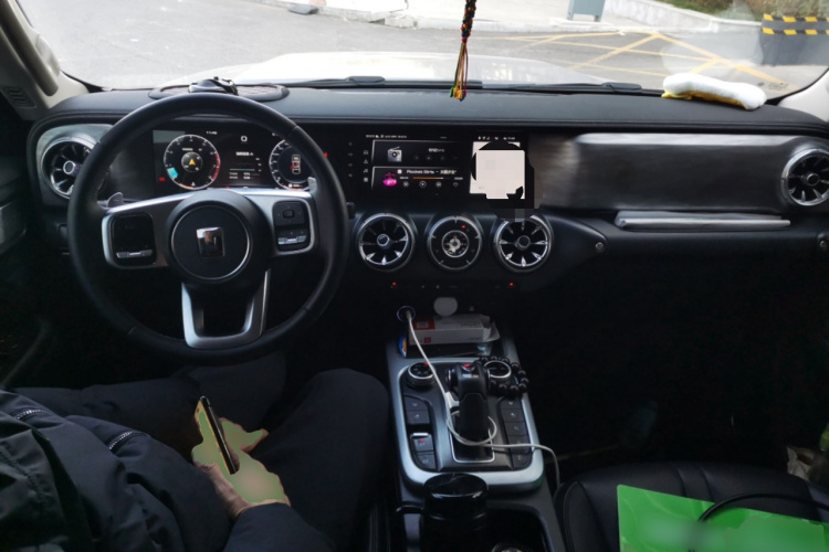 坦克300 2023款 城市版 2.0T 很有型中控内饰12