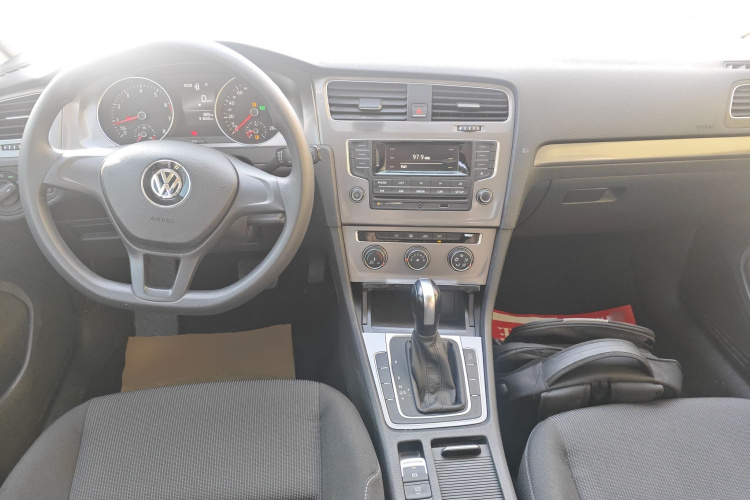 大众 高尔夫 2016款 1.6L 自动时尚型中控内饰7002