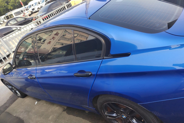 宝马3系 2019款 320Li M运动套装车身外观6003