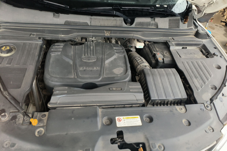 吉利汽车 缤越 2019款 260T DCT骑士 国VI机舱底盘24