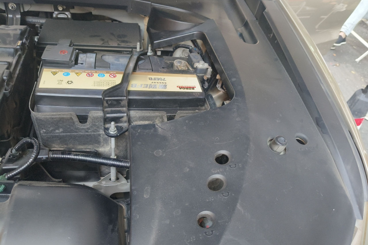 本田UR-V 2017款 370TURBO 两驱尊贵版 国V局部细节9007