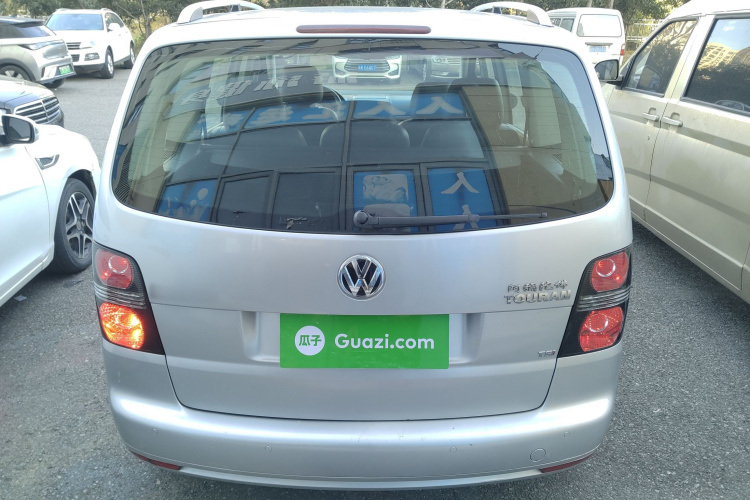 大众 途安 2013款 1.4T DSG舒适版5座车身外观6