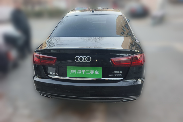 奥迪A6L 2018款 30周年年型 35 TFSI 运动型车身外观6