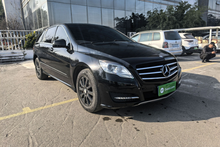 奔驰R级 2017款 R 320 4MATIC 商务型臻藏版车身外观6001