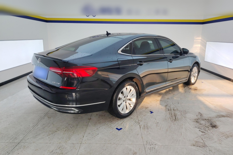 大众 帕萨特 2020款 330TSI 精英版 国VI车身外观7