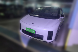 理想汽车 理想i6 2025款 四驱标准型