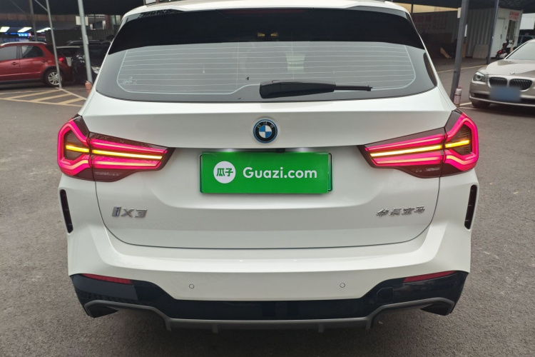 宝马iX3 2022款 改款 领先型车身外观6