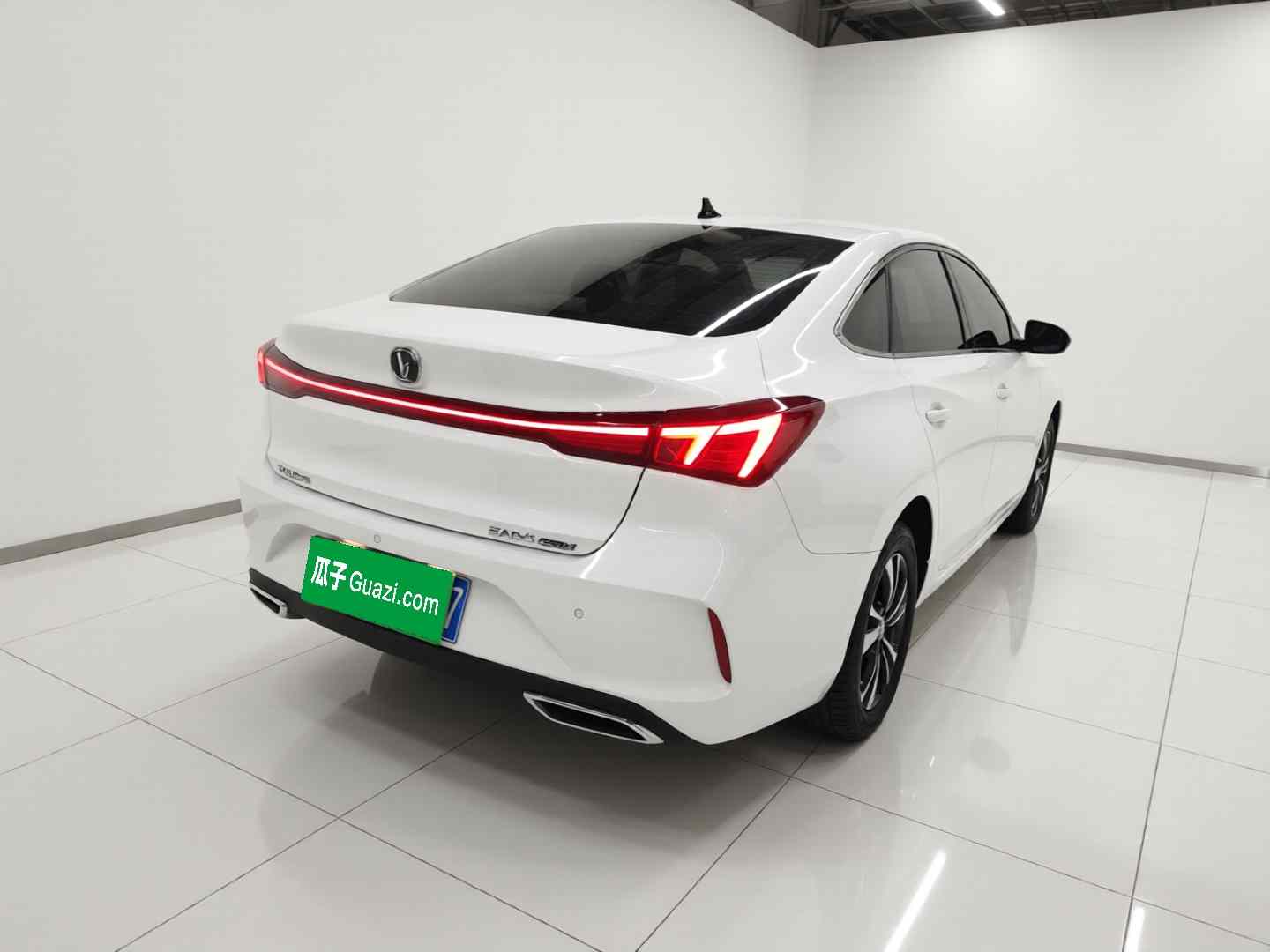 长安 逸动 2025款 PLUS 1.4T 双离合高能版(5)