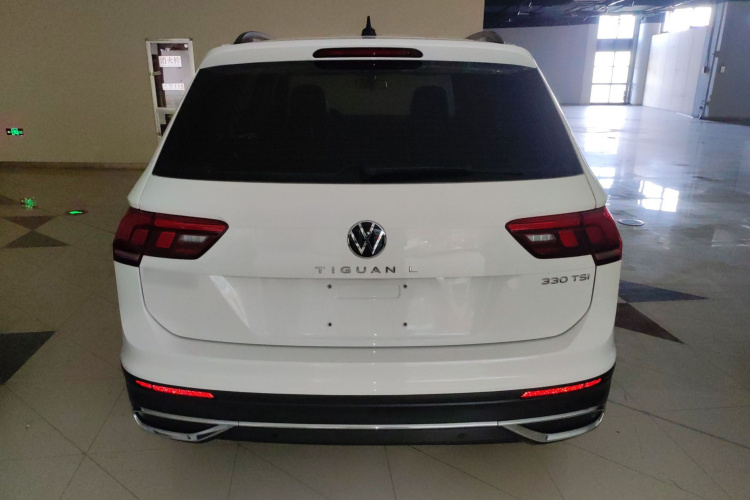 大众 途观L 2022款 330TSI 自动两驱舒享版车身外观6