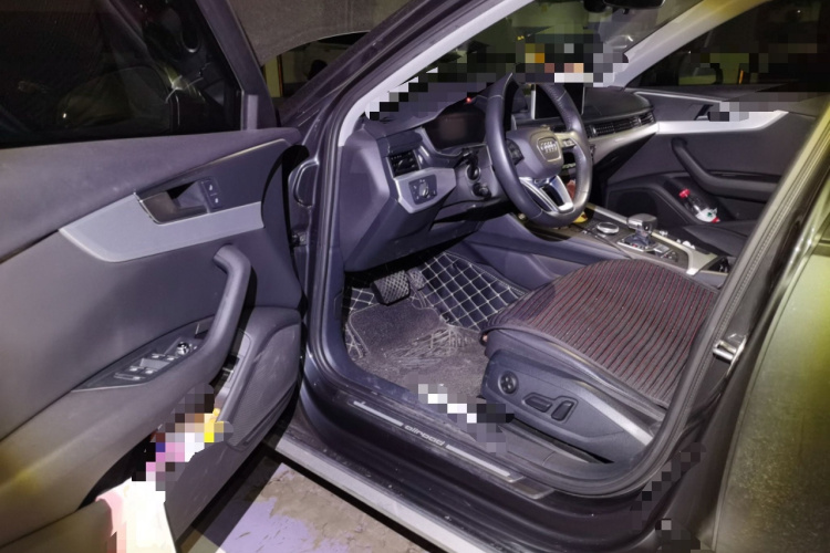 奥迪A4(进口) 2019款 45 TFSI allroad quattro 时尚型中控内饰20