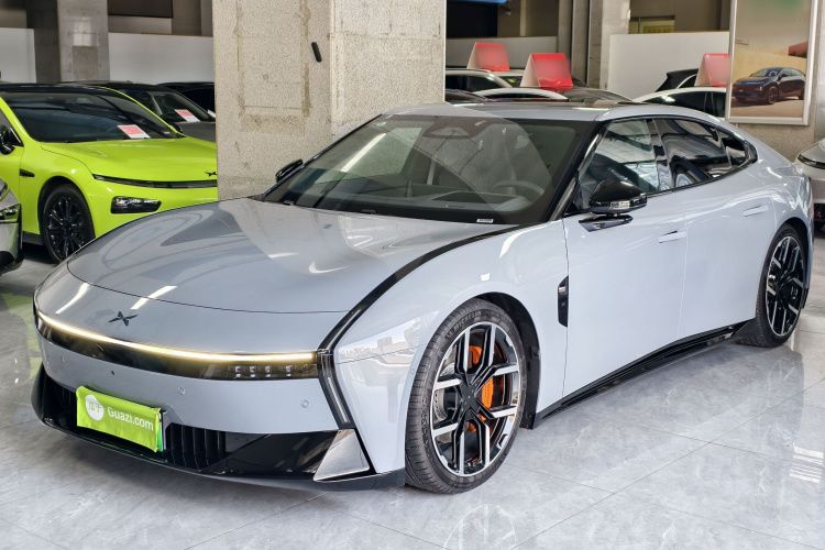 小鹏P7 2025款 702 长续航 Ultra车身外观1