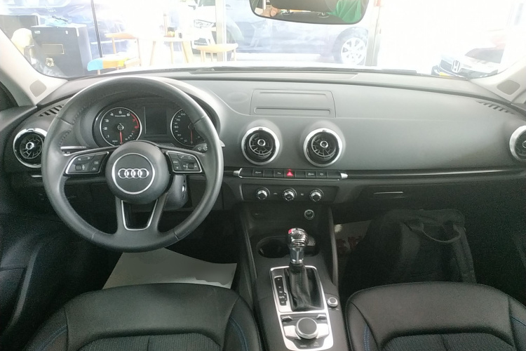 奥迪A3 2019款 Limousine 35 TFSI 时尚型 国VI中控内饰12