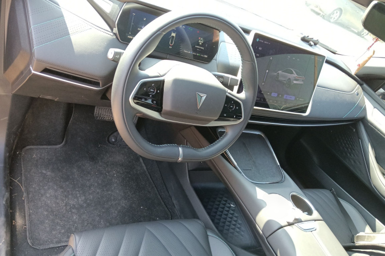 深蓝汽车 深蓝SL03 2023款 200Max增程版中控内饰7002